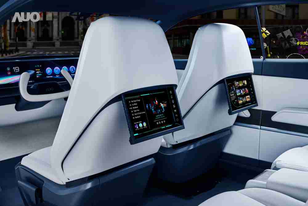 优游UB8将于CES 展示全新Smart Cockpit 2024，，，可紧密串连使用者多元需求，，并革新座舱内部的应用和设计，，，带来身历其境且引人入胜的视觉飨宴，，，，满足驾乘人员的全方位体验
